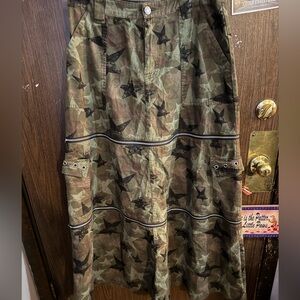 Womens Social Collision Camouflage Star Pattern Skirt size L